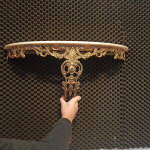 Console étagère doré