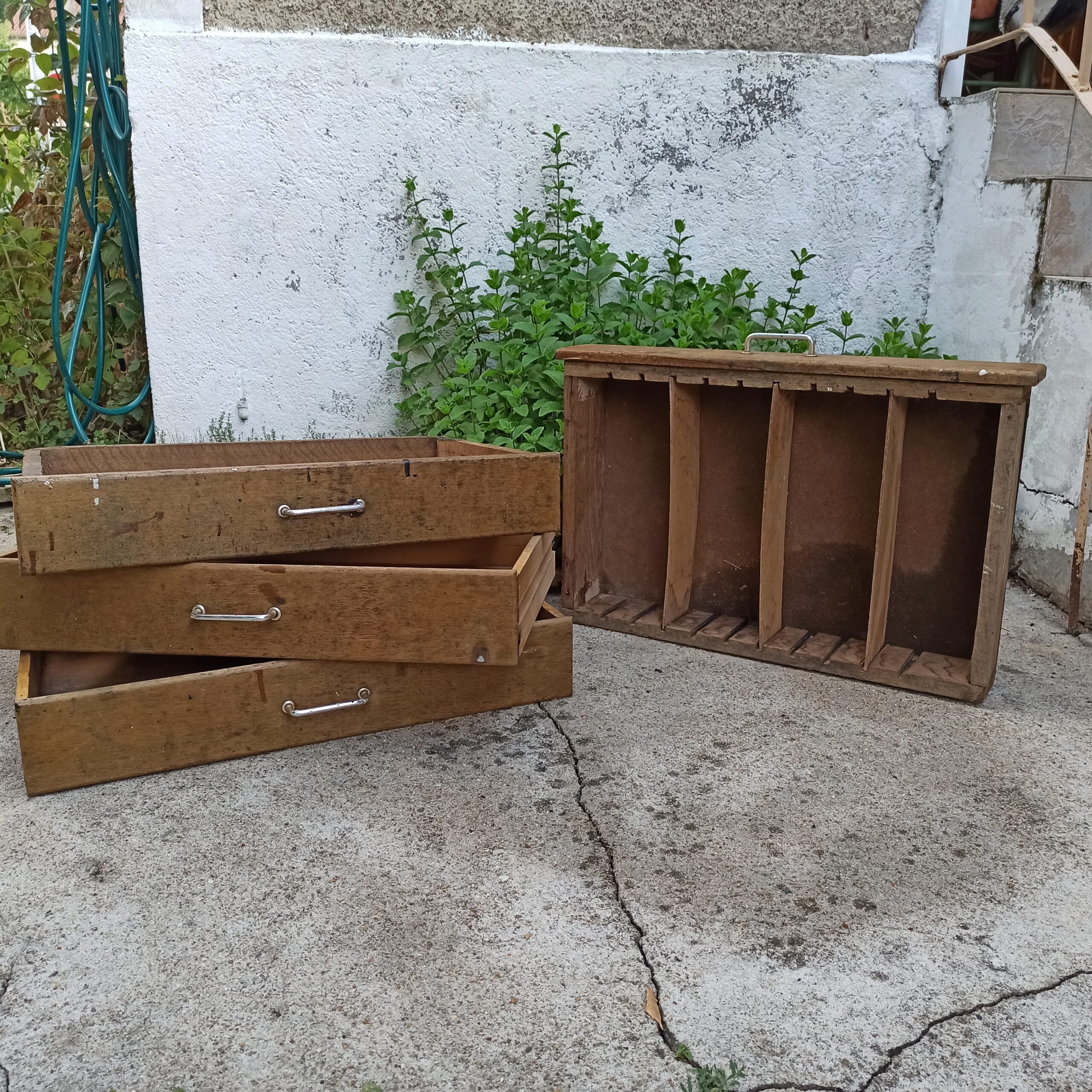 Grands tiroirs établi