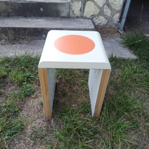 Tabouret orange vintage